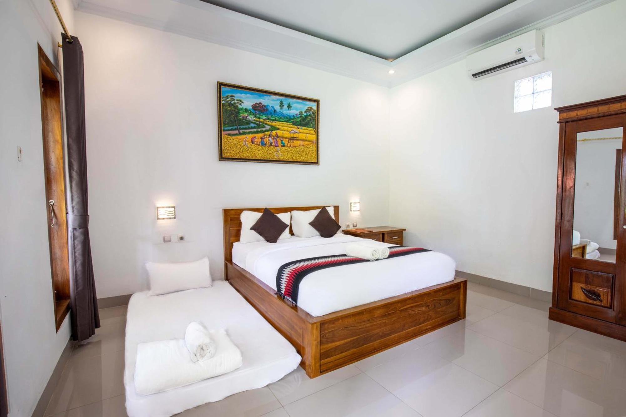 Coconut Hill Cottage Batununggul Exterior photo